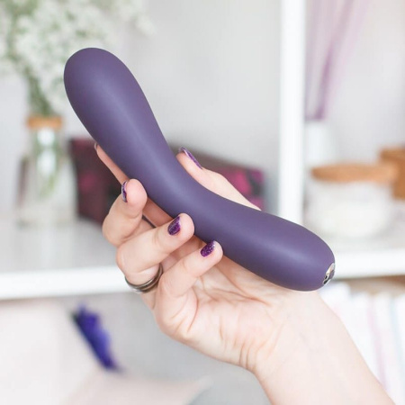 фото Премиум вибратор Je Joue - Uma Purple универсальный с глубокой вибрацией, стимуляция точки G фото Премиум вибратор Je Joue - Uma Purple универсальный с глубокой вибрацией, стимуляция точки G