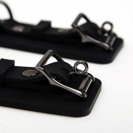 фото Наручники из силикона Pornhub Silicone Wrist Buckles фото Наручники из силикона Pornhub Silicone Wrist Buckles