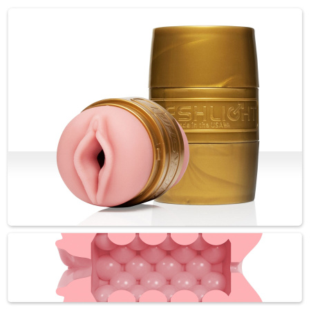 фото Мастурбатор Fleshlight Quickshot STU, компактный, отлично для пар и минета